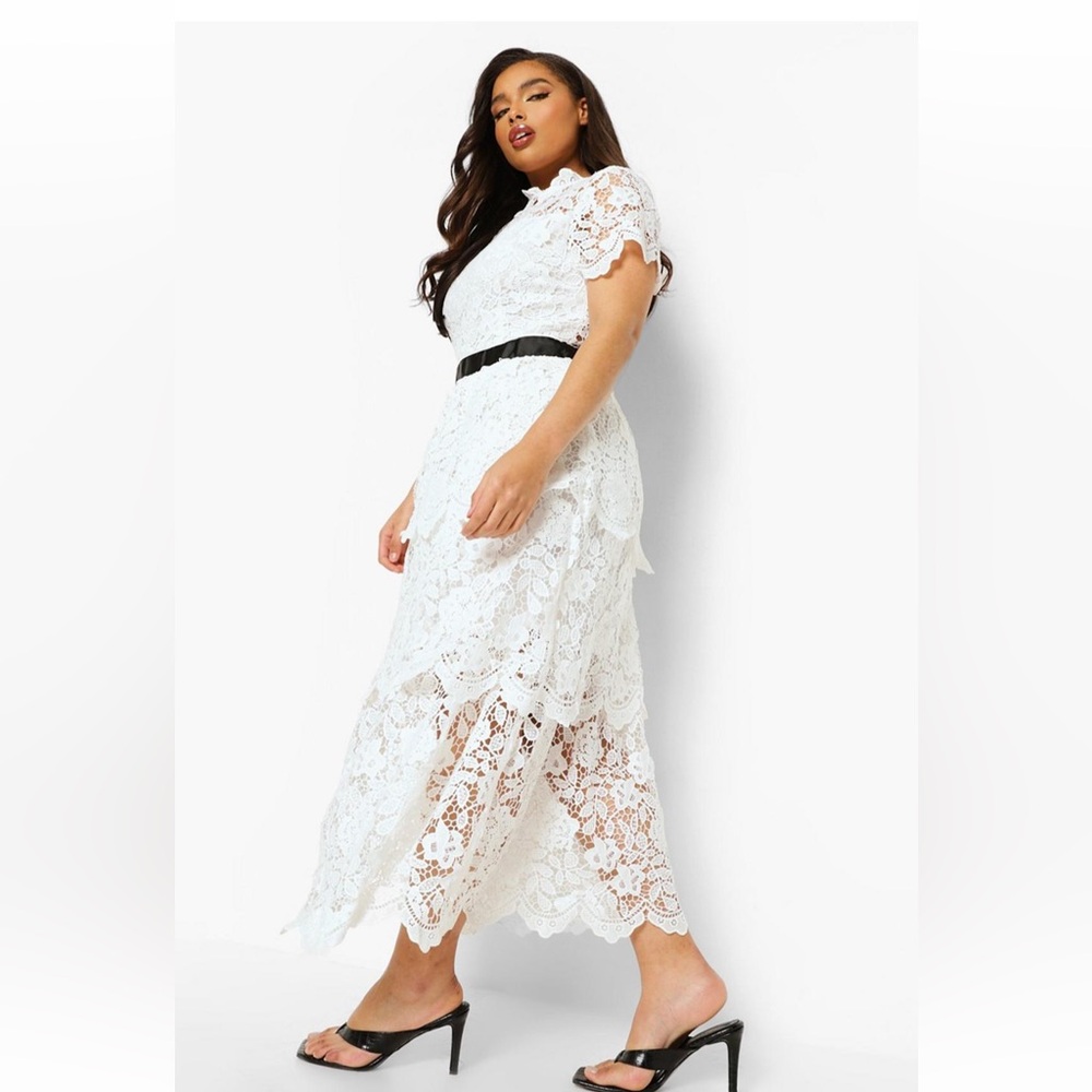 plus size occasion lace tiered maxi dress - Picture 3 of 3